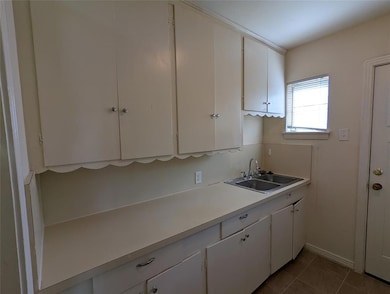 6026 Marquita Ave, Dallas, TX 75206 - photo 7