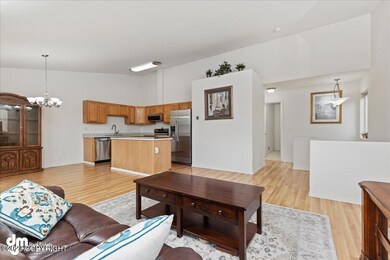 04-Living Room-DW-8227