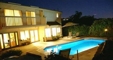 Great patio & pool area - perfect for the warm sum
