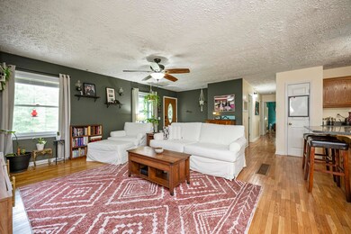 20250529-202-Old-Garrard-Rd-fh-004