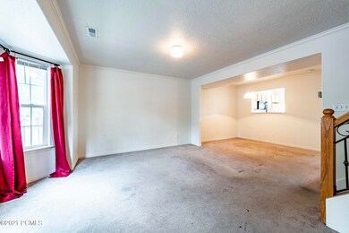 3_Living-Room_high_3717108