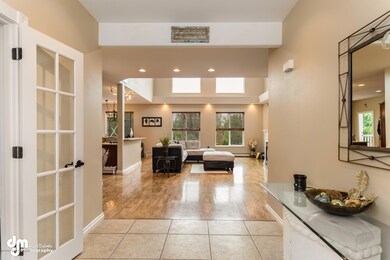 2750 Huffman Rd Anchorage AK-large-006-E