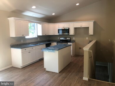 475 Shenandoah River Dr, Harpers Ferry, WV 25425 - photo 2