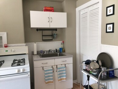 687 E 8th St unit 3, Boston, MA 02127 - photo 6