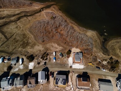 16 Cove St, Mattapoisett, MA 02739 - photo 5