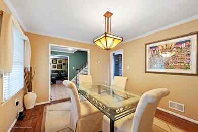 2 Sutton Ct Matawan NJ 07747-large-015-0