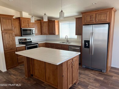 21625 N Roberts Rd, Paulden, AZ 86334 - photo 3