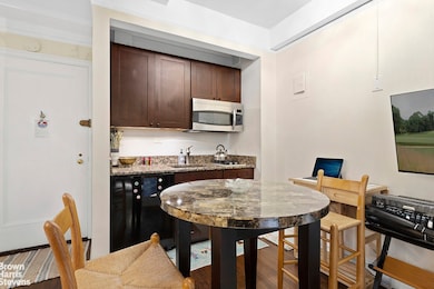 457 W 57th St unit 201, New York, NY 10019 - photo 4