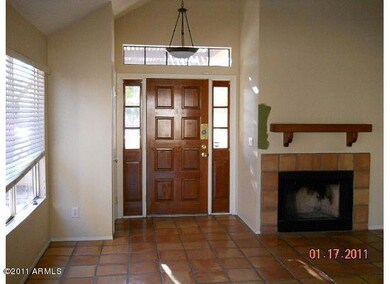 1932 E Citation Ln unit 19, Tempe, AZ 85284 - photo 2