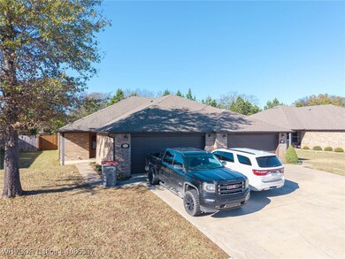 1001 Springhill Rd, Barling, AR 72923 - photo 7