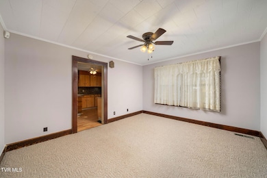 4-web-or-mls-132 Charlie Parker Rd-4