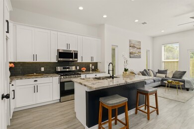 6623 England St, Houston, TX 77021 - photo 2