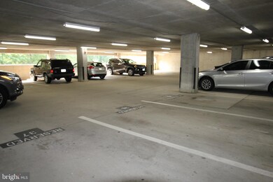 11352 Aristotle Dr unit 7-310, Fairfax, VA 22030 - photo 6