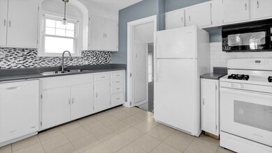 12-web-or-mls-22-e-weisheimer-rd