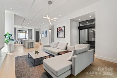 1620 S Tryon St, Charlotte, NC 28203 - photo 4