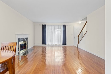 1725 Pickwick Ln unit 1725, Glenview, IL 60026 - photo 4