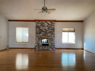 25147 N Graham Rd, Acampo, CA 95220 - photo 3