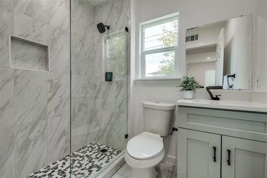 1105 Clayton Ln unit B-102, Austin, TX 78723 - photo 5