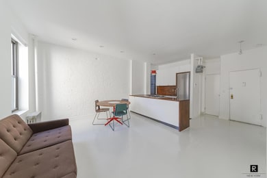 55 Ave C unit 1, Eastvill, NY 10009 - photo 2