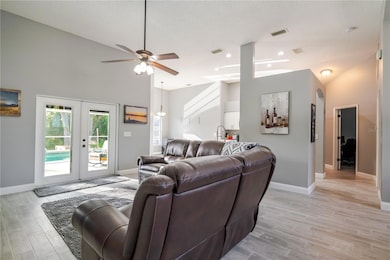 1001 English Bluffs Ct, Brandon, FL 33511 - photo 7