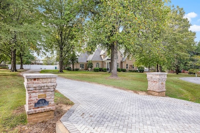 119 Stonehenge Dr, Jackson, TN 38305 - photo 2