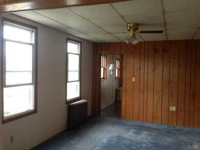 1855 Northampton St unit 2nd, Easton, PA 18042 - photo 4