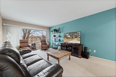 1969 Klingensmith Rd, Bloomfield Hills, MI 48302 - photo 7