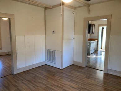 1221 N 20th St, Parsons, KS 67357 - photo 2