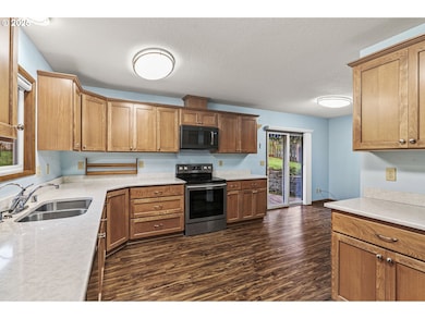 2110 Sycamore Place, Longview, WA 98632 - photo 4