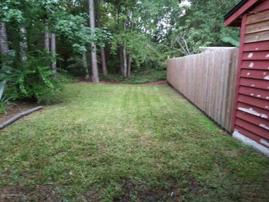 4552 Melissa Ct N, Jacksonville, FL 32210 - photo 2