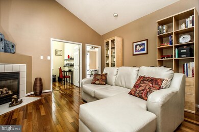 5006 Hollington Dr unit 302, Owings Mills, MD 21117 - photo 6