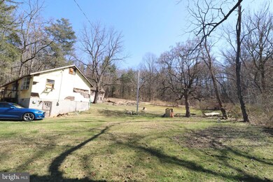 24 Locust Ln, Orwigsburg, PA 17961 - photo 2