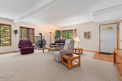 7 Living Room 1568 CHIPPEWA - SHIRLEY RU