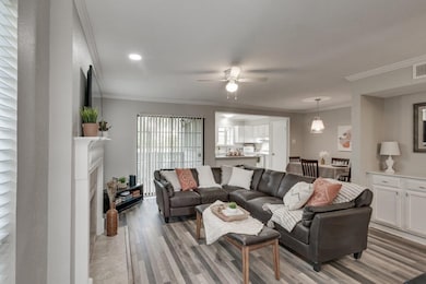 15151 Berry Trail unit 401, Dallas, TX 75248 - photo 2