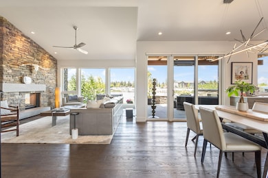 Gorgeous open space facing river