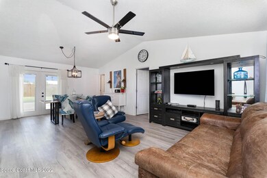 Main living / dining area