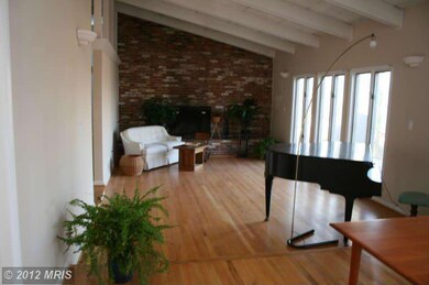 6371 Dockser Terrace, Falls Church, VA 22041 - photo 3