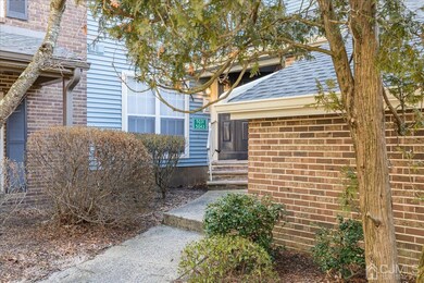 5033 Beech Ct, Monmouth Junction, NJ 08852 - photo 4