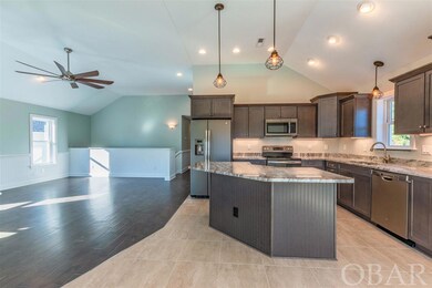 402 Holly St, Kill Devil Hills, NC 27948 - photo 2