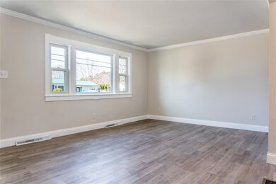 44 Suzanne Dr, Portsmouth, NH 03801 - photo 5