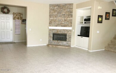 Living-Room-Fireplace