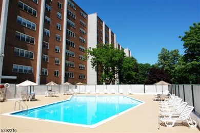 River Plaza unit 617, Paterson, NJ 07514 - photo 3