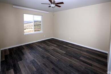 980 Hawks Nest Ln, Gypsum, CO 81637 - photo 7
