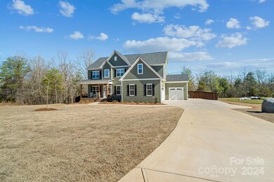 1247 Sage Pine Cir, Clover, SC 29710 - photo 4