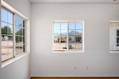 2210W10thAve-8