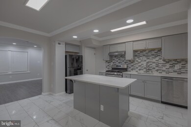 2636 S 73rd St, Philadelphia, PA 19153 - photo 2