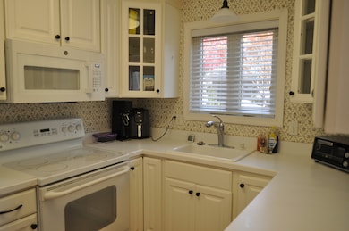 29 Crocus Ln, Avon, CT 06001 - photo 6