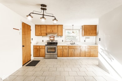 1929 E US Highway 40, Clayton, IN 46118 - photo 6