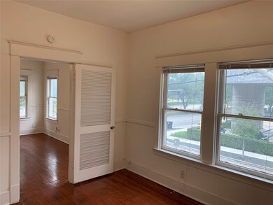 1438 W Alabama St, Houston, TX 77006 - photo 3