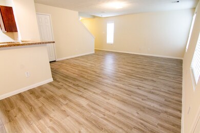 3211 Gold Star Dr, Houston, TX 77082 - photo 6